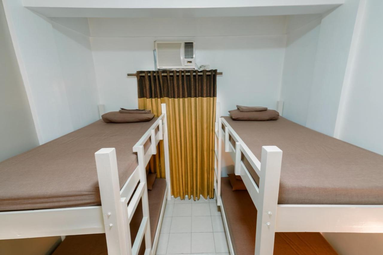 Tarasa Hostel Pasay Ngoại thất bức ảnh