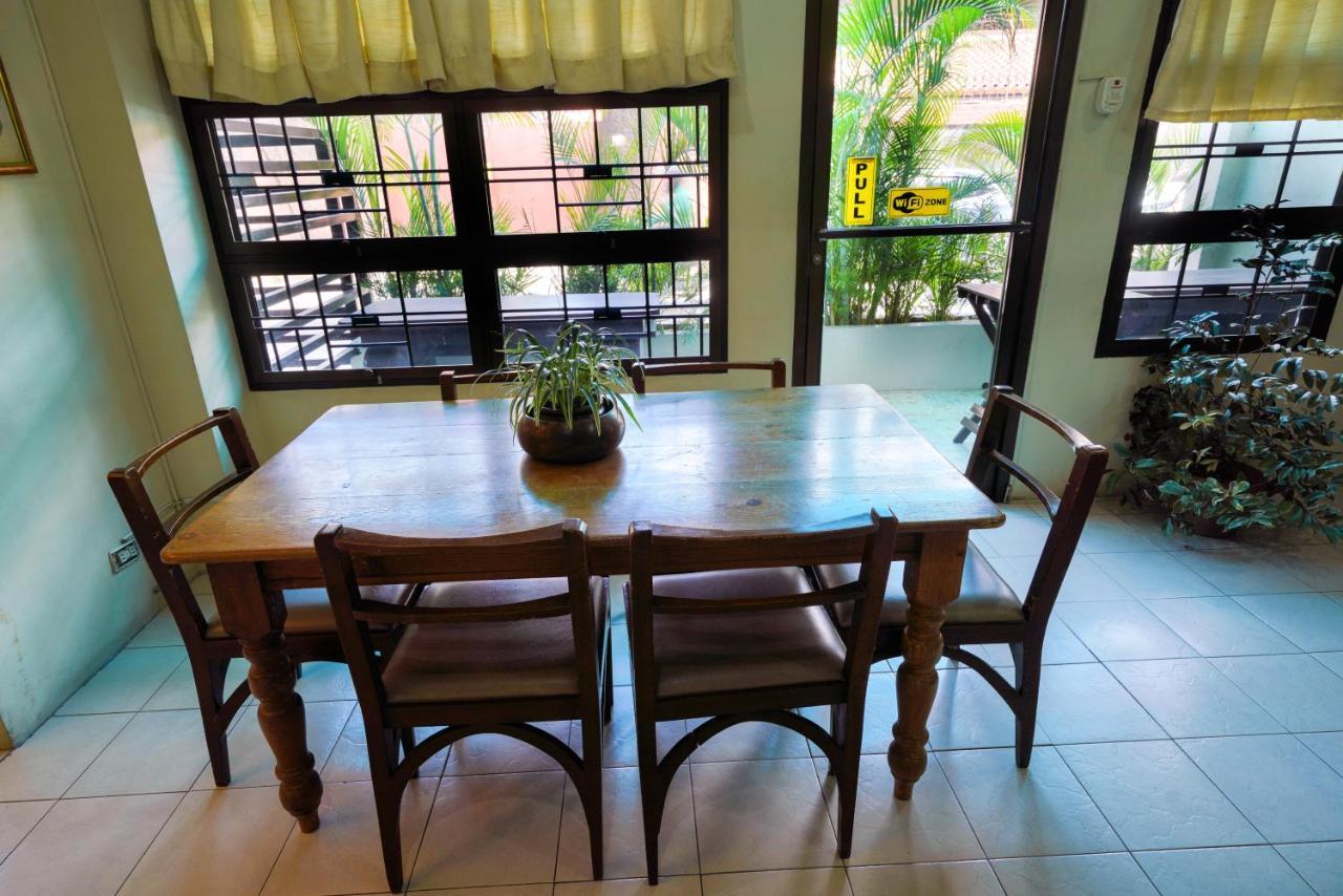 Tarasa Hostel Pasay Ngoại thất bức ảnh