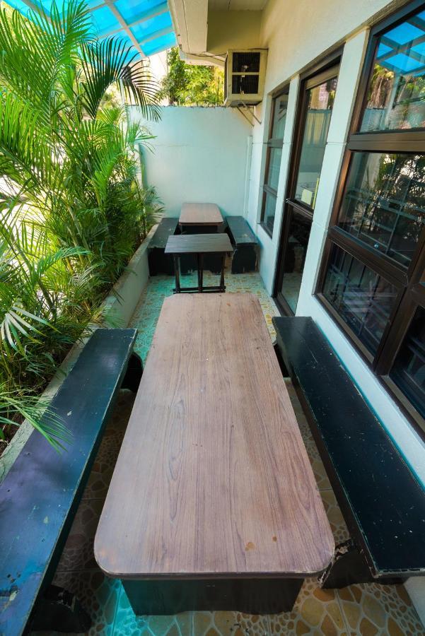 Tarasa Hostel Pasay Ngoại thất bức ảnh