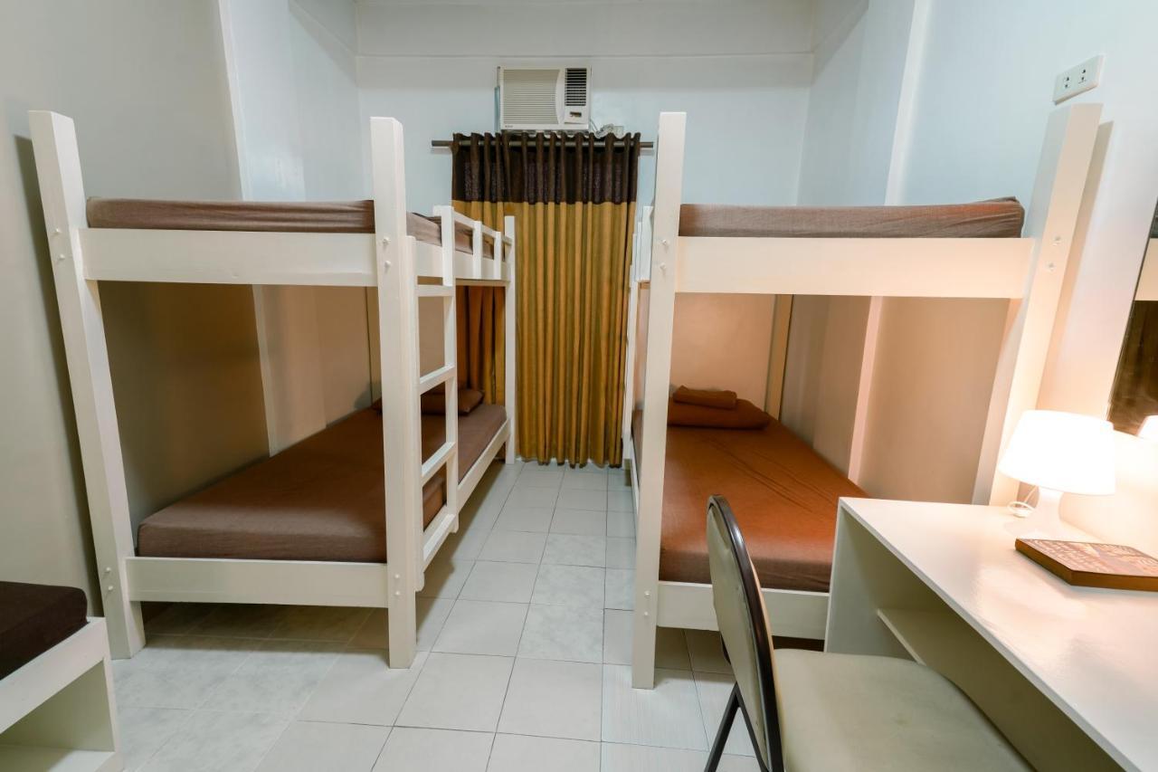 Tarasa Hostel Pasay Ngoại thất bức ảnh